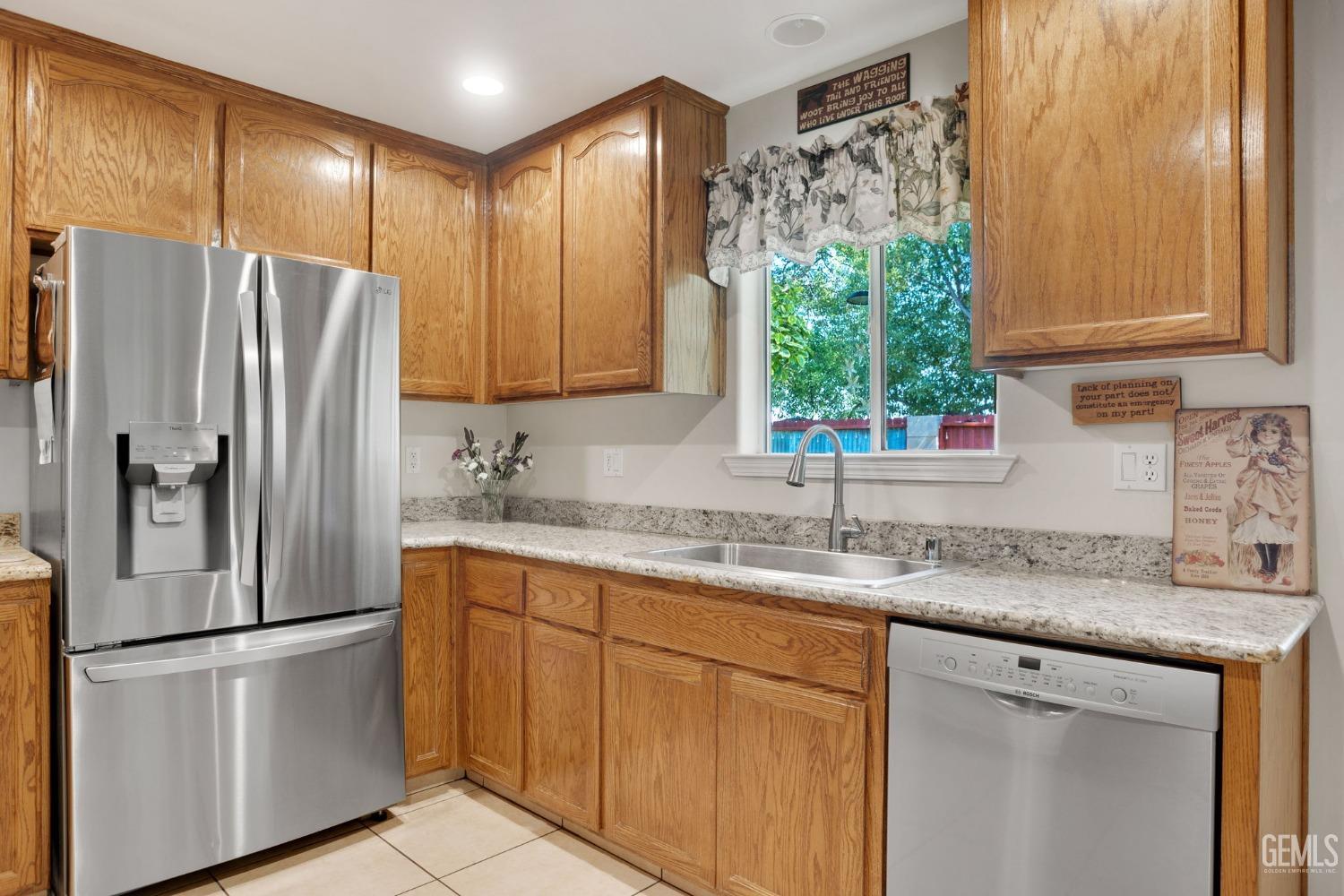 Undisclosed Address Taft, CA 93268 - Photo 29 of 60