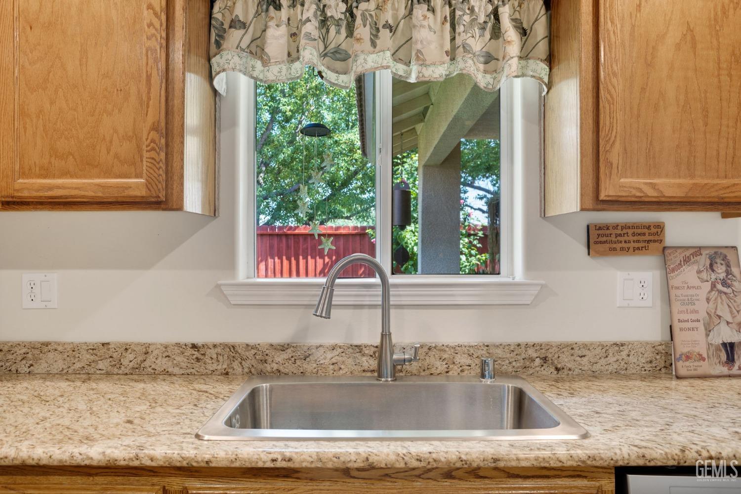 Undisclosed Address Taft, CA 93268 - Photo 33 of 60