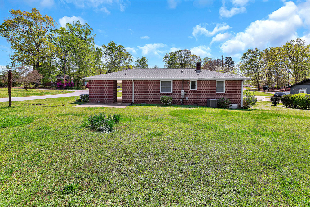 1605 Belhaven Road Anderson, SC 29621 - Photo 29 of 31