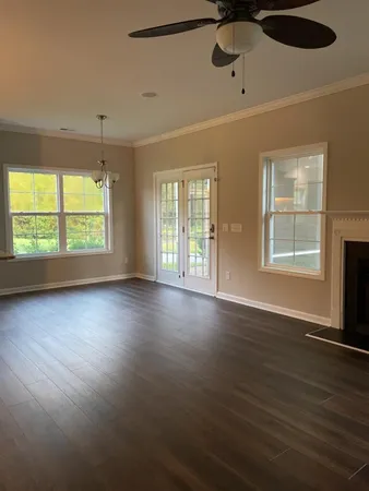 $2,750 | 430 Forsythia Avenue, Summerville, SC 29483