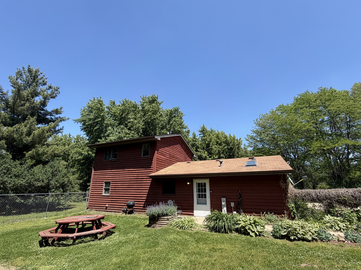 737 A Searls Road Amboy, IL 61310 - Photo 5 of 23