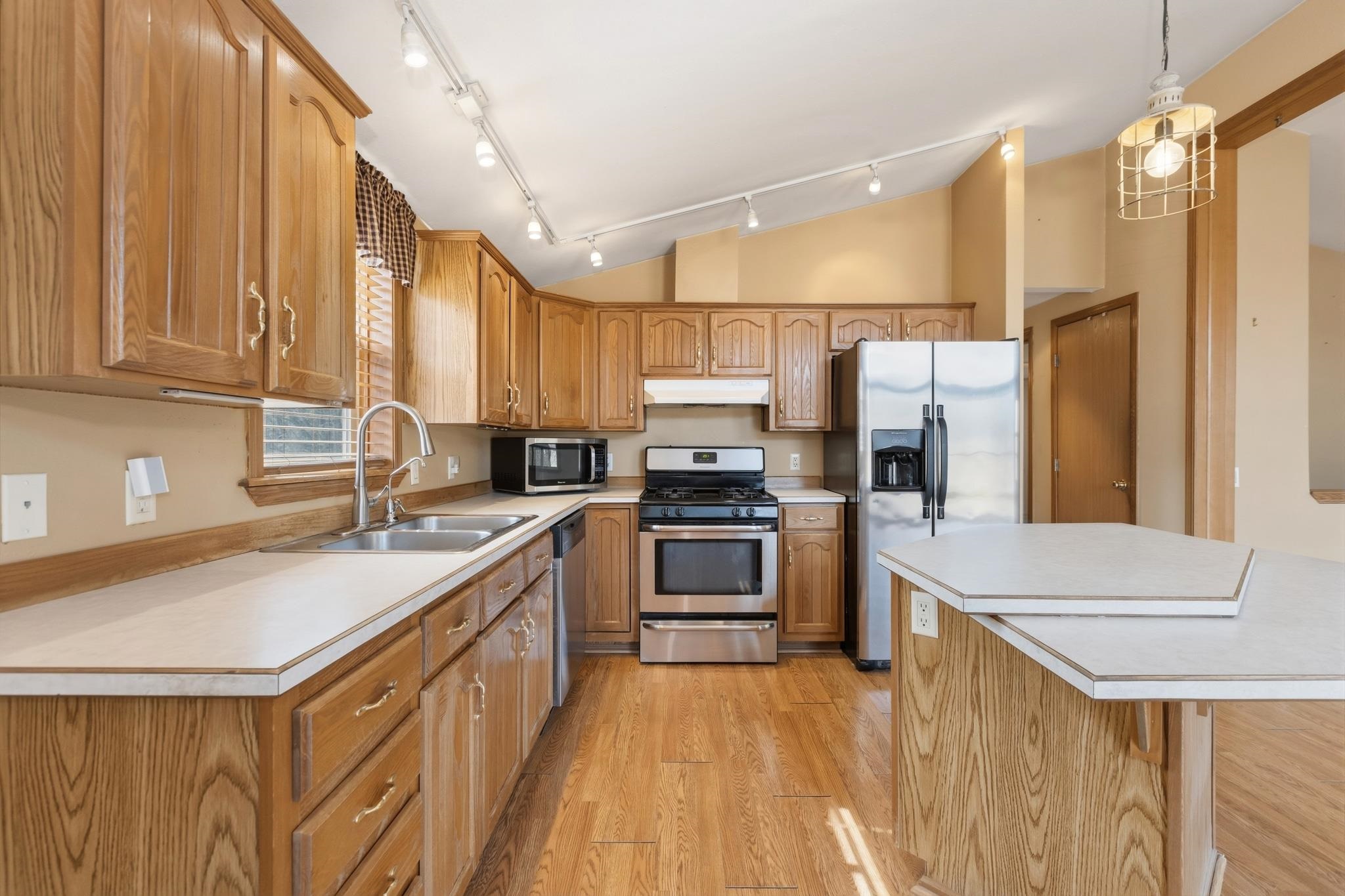 E15394 County Rd P Hillsboro, WI 54634 - Photo 13 of 33