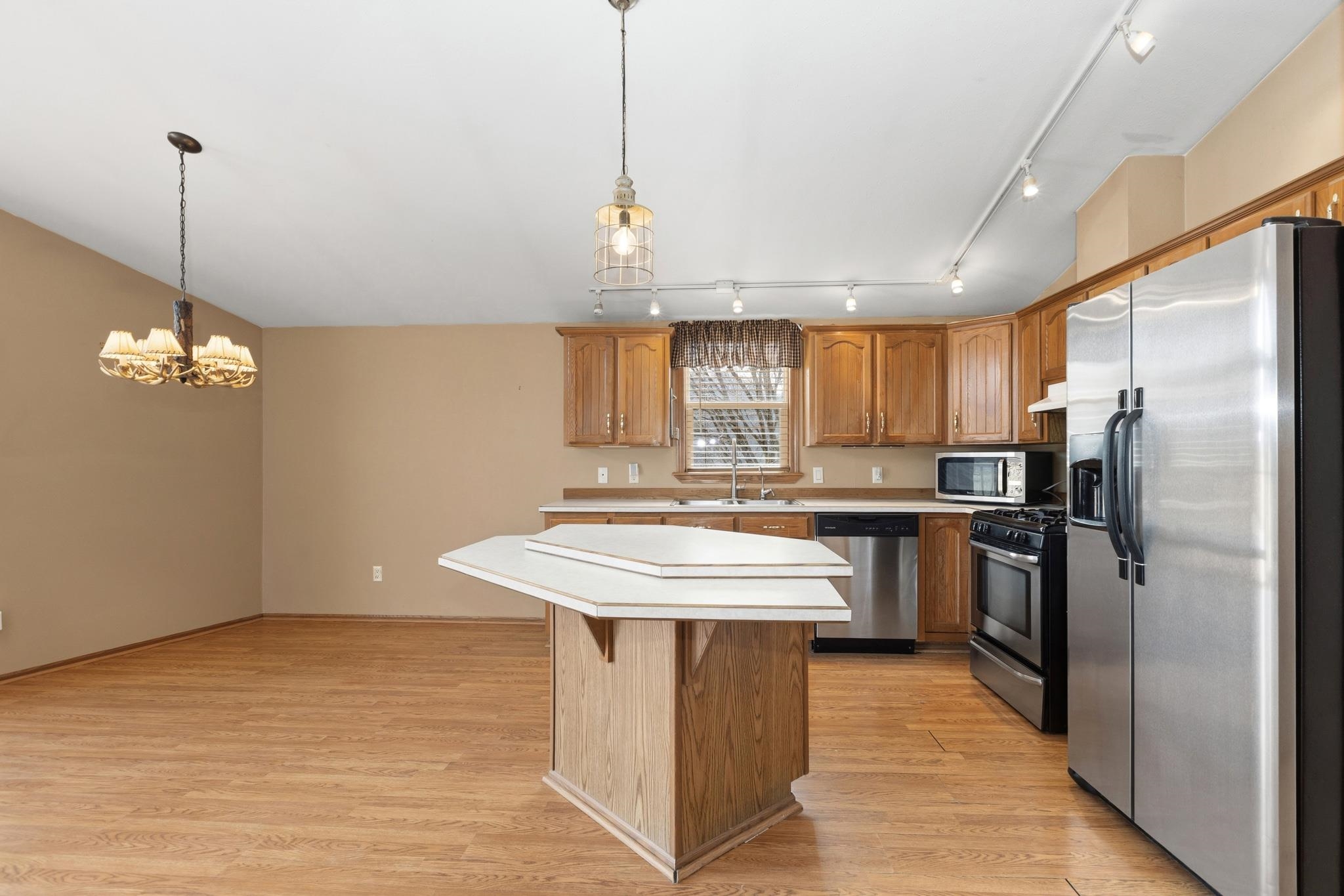 E15394 County Rd P Hillsboro, WI 54634 - Photo 14 of 33