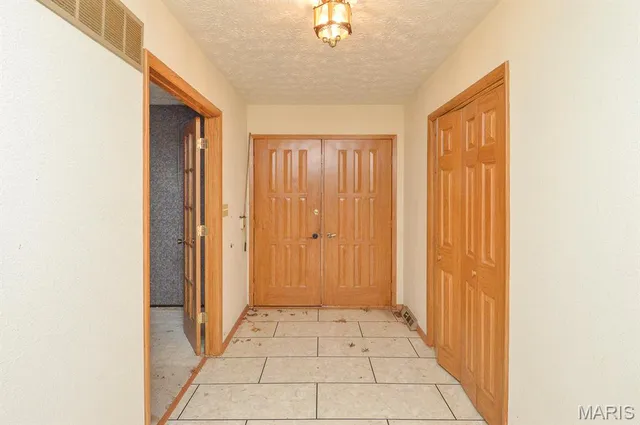 $100,000 | 74 Glen Echo Drive, Glen Carbon, IL 62034