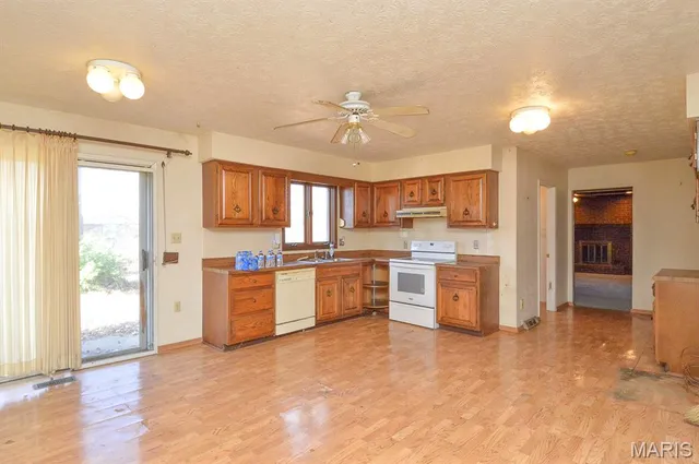 $100,000 | 74 Glen Echo Drive, Glen Carbon, IL 62034