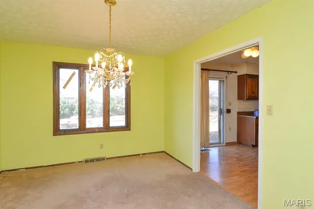 $100,000 | 74 Glen Echo Drive, Glen Carbon, IL 62034