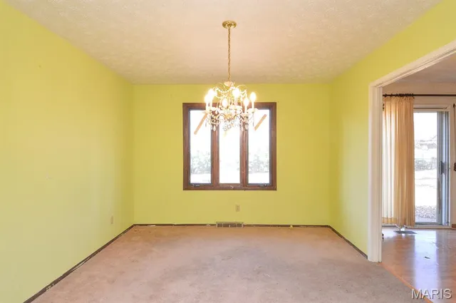 $100,000 | 74 Glen Echo Drive, Glen Carbon, IL 62034