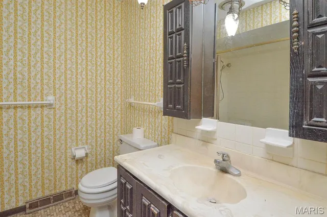 $100,000 | 74 Glen Echo Drive, Glen Carbon, IL 62034