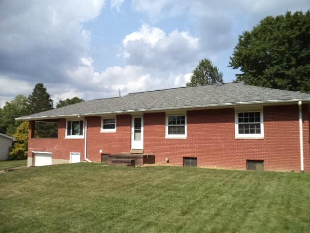 33 Darlington Road Beaver Falls, PA 15010 - Photo 5 of 17 Exterior - Back of house