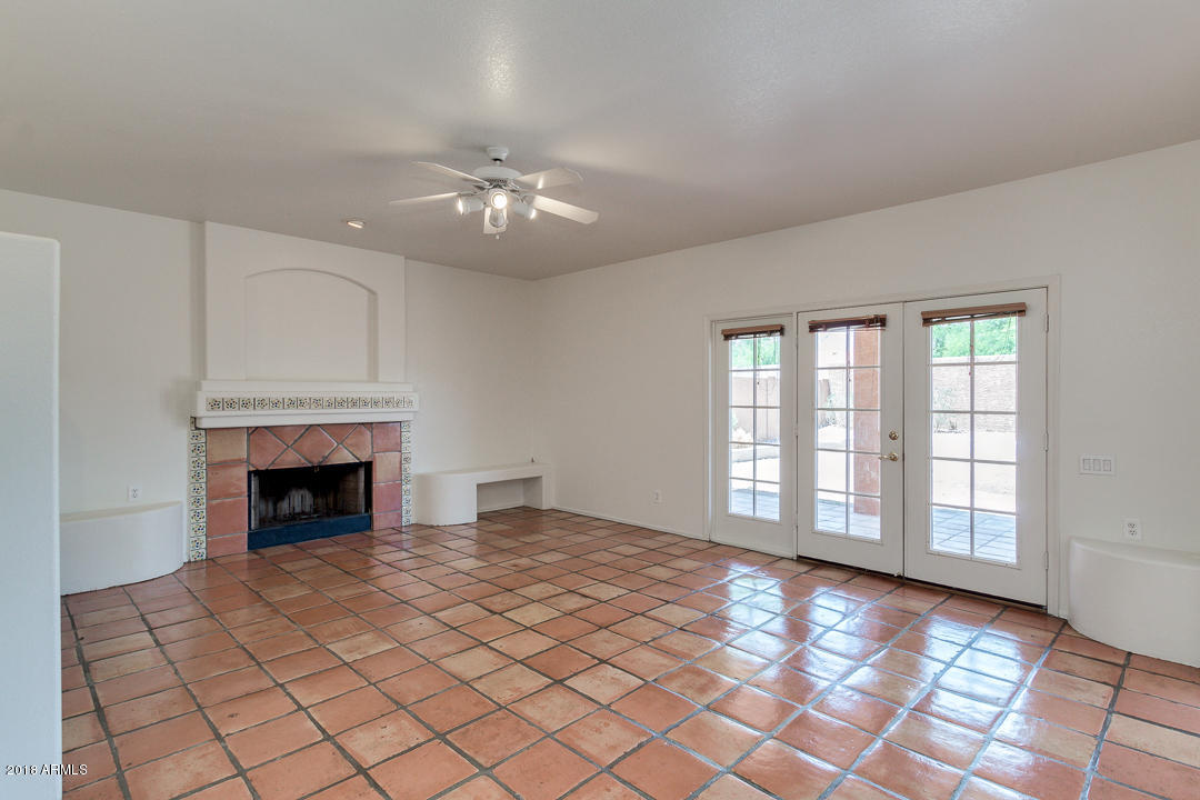2538 East Amber Ridge Way Phoenix, AZ 85048 - Photo 13 of 42 17-Amber