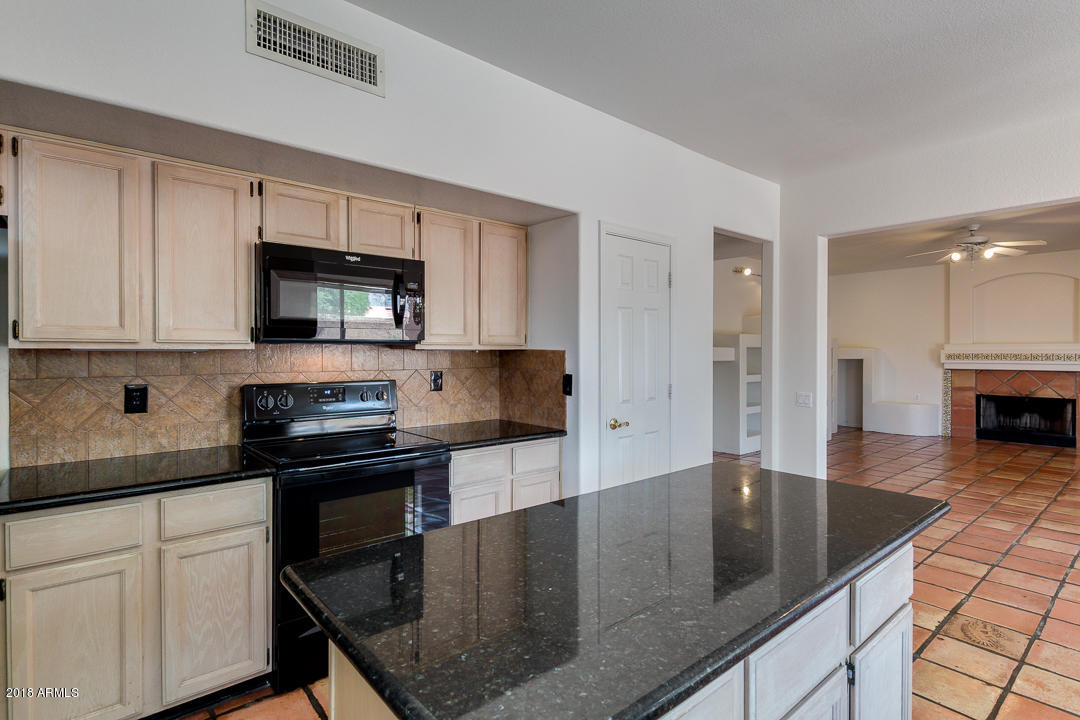 2538 East Amber Ridge Way Phoenix, AZ 85048 - Photo 17 of 42 23-Amber