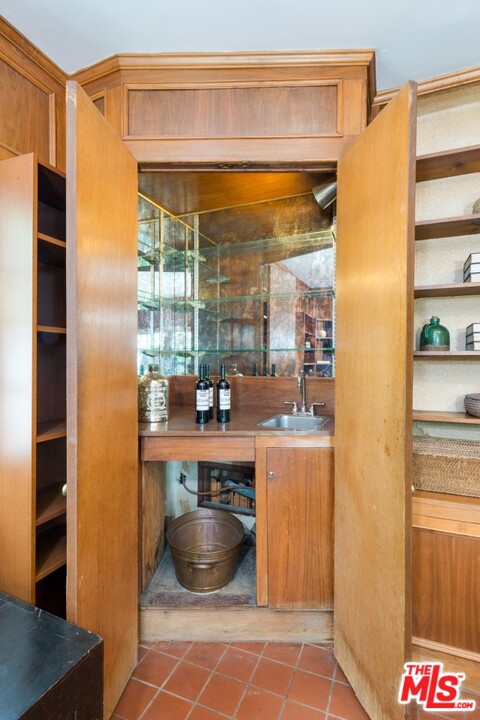 11647 Bellagio Road Los Angeles, CA 90049 - Photo 20 of 52