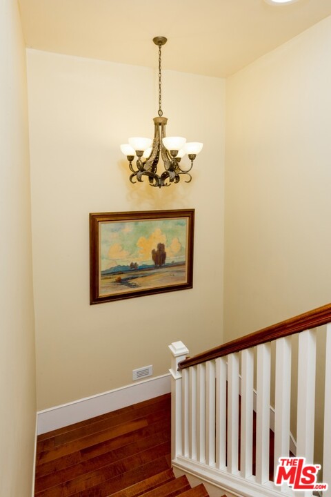 11647 Bellagio Road Los Angeles, CA 90049 - Photo 29 of 52