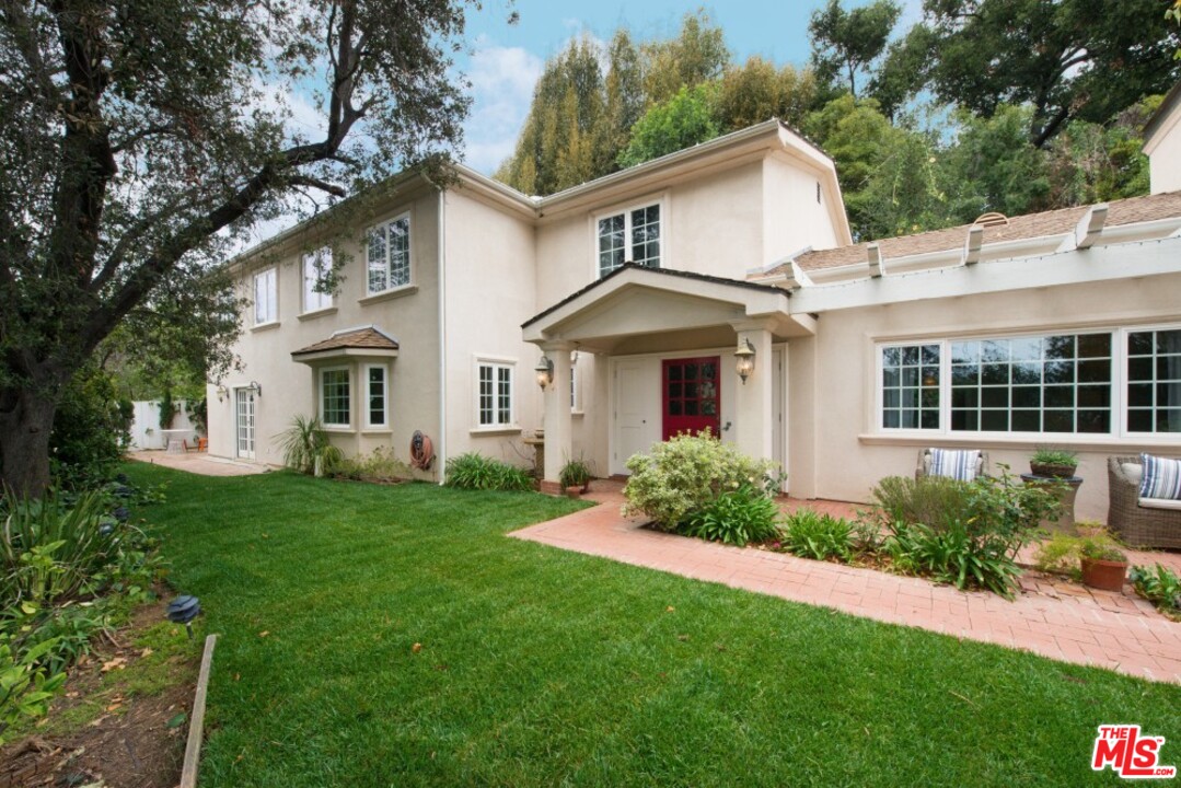 11647 Bellagio Road Los Angeles, CA 90049 - Photo 45 of 52