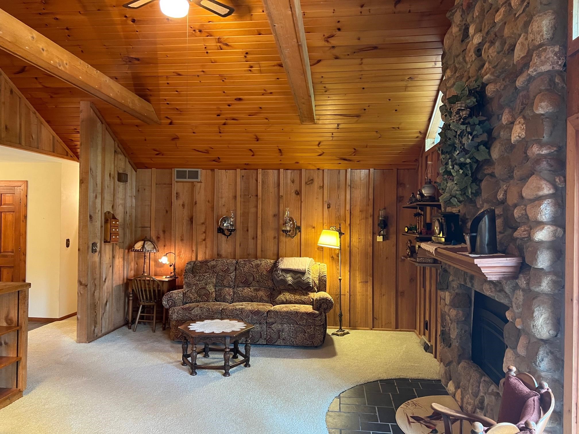 9296 Shaw Road Rockford, IL 61107 - Photo 7 of 37 Gallery Image 7