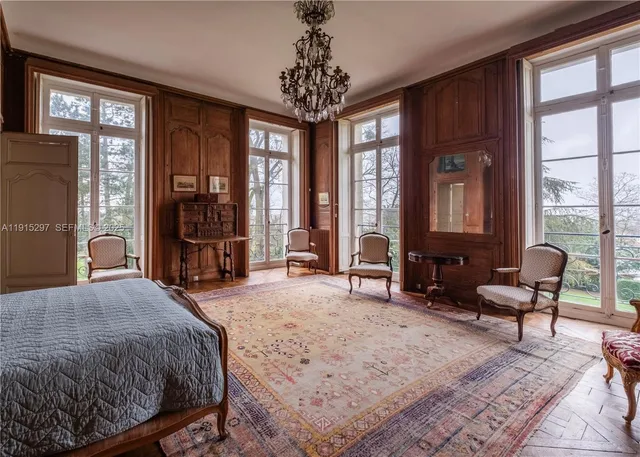 $22,900,000 | 53 Rte De Saint-Germain, El Indio, IDF 78860