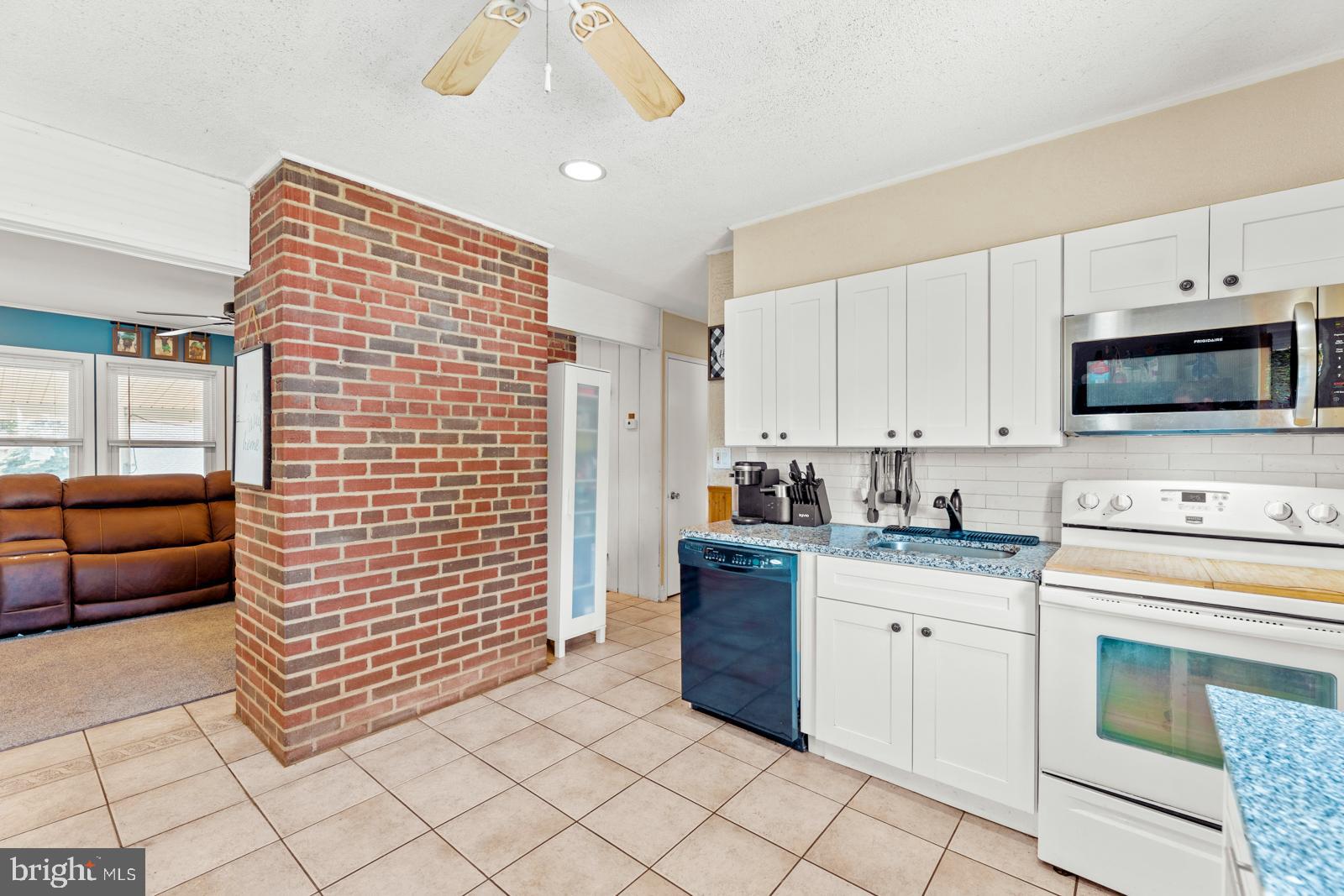 3204 Holyoke Road Philadelphia, PA 19114 - Photo 10 of 27 Gallery Image 10
