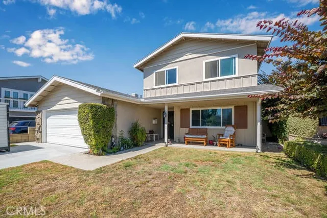 $1,299,000 | 4765 Ironwood Avenue, Seal Beach, CA 90740