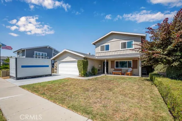 $1,299,000 | 4765 Ironwood Avenue, Seal Beach, CA 90740