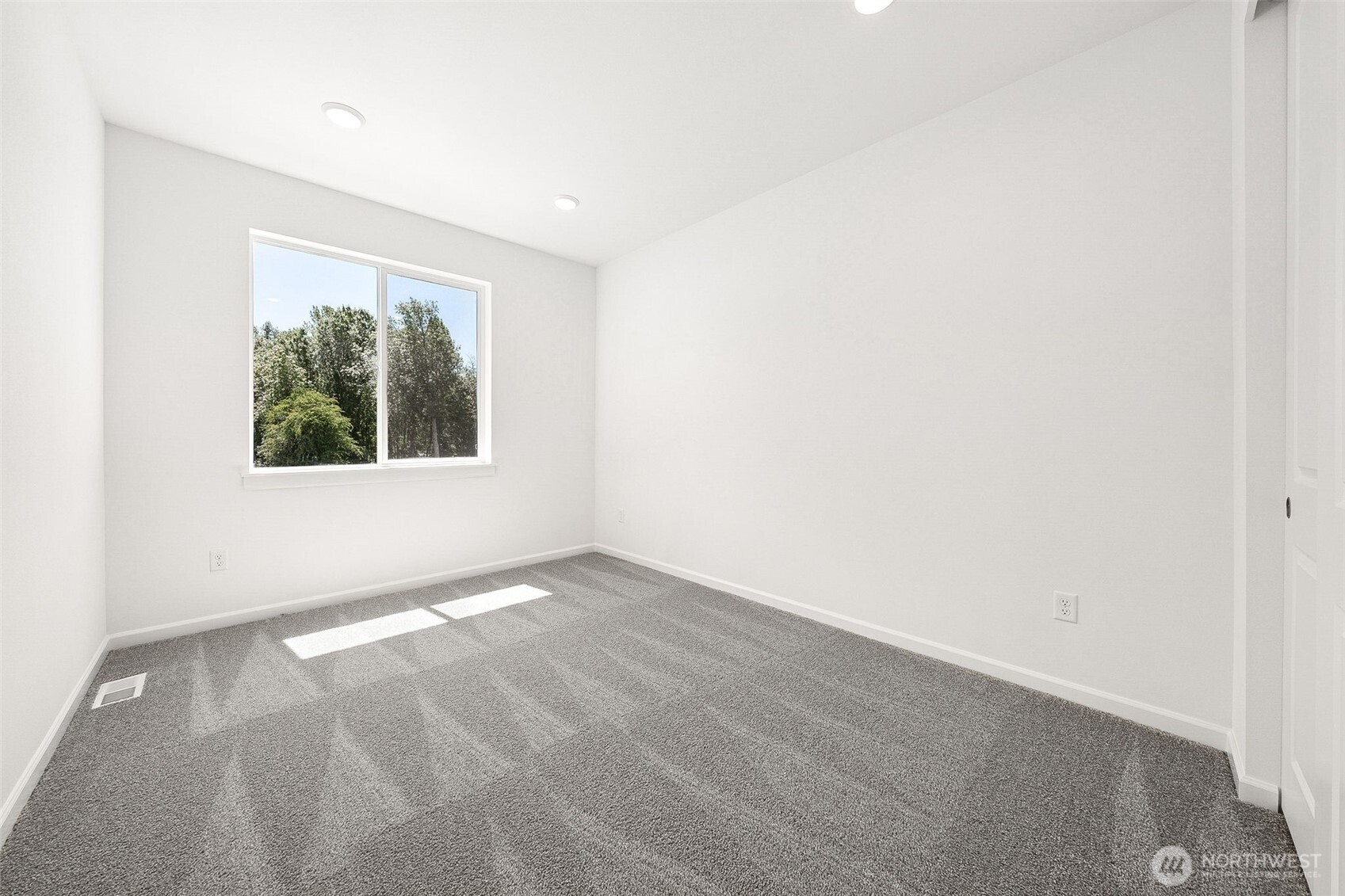 918 Lucas Avenue, Unit 18 Buckley, WA 98321 - Photo 29 of 37