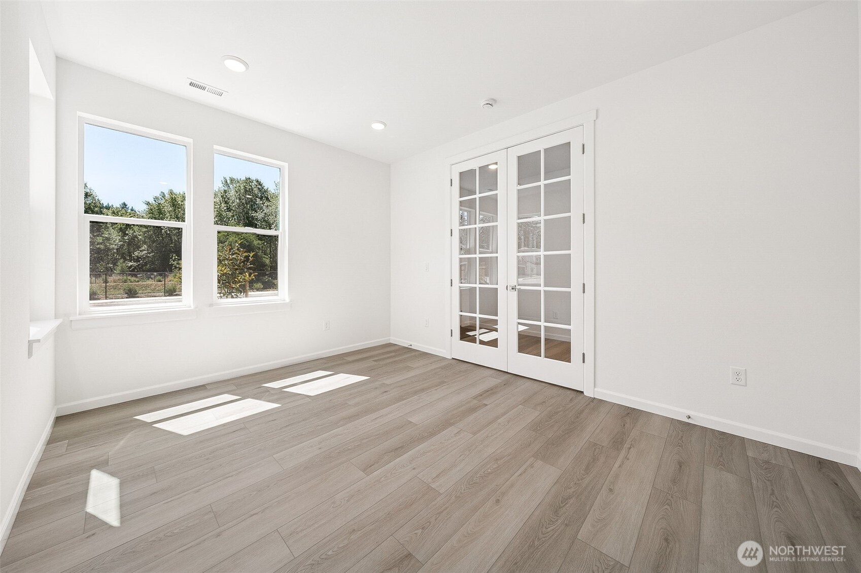 918 Lucas Avenue, Unit 18 Buckley, WA 98321 - Photo 10 of 37