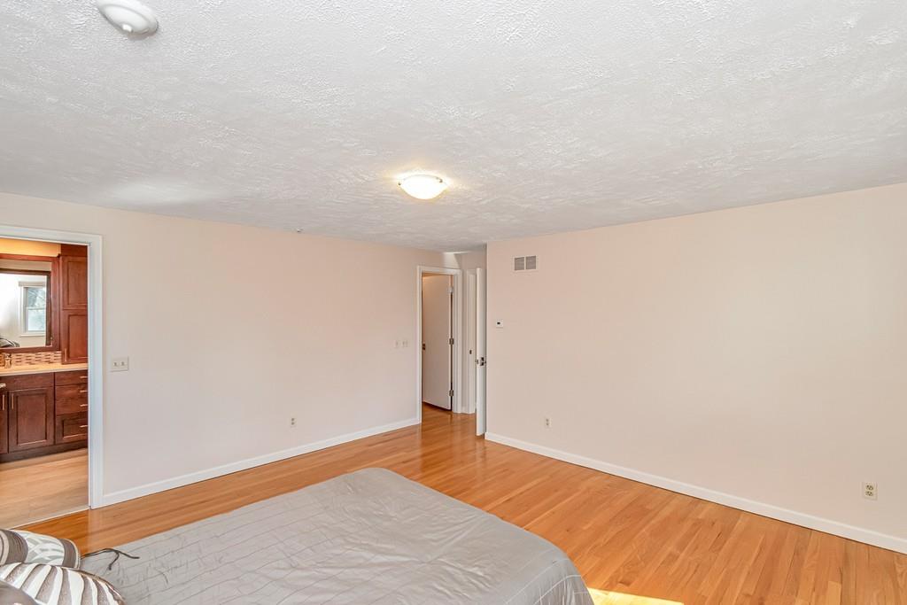 50 Hilltop Road Longmeadow, MA 01106 - Photo 23 of 41 Gallery Image 23
