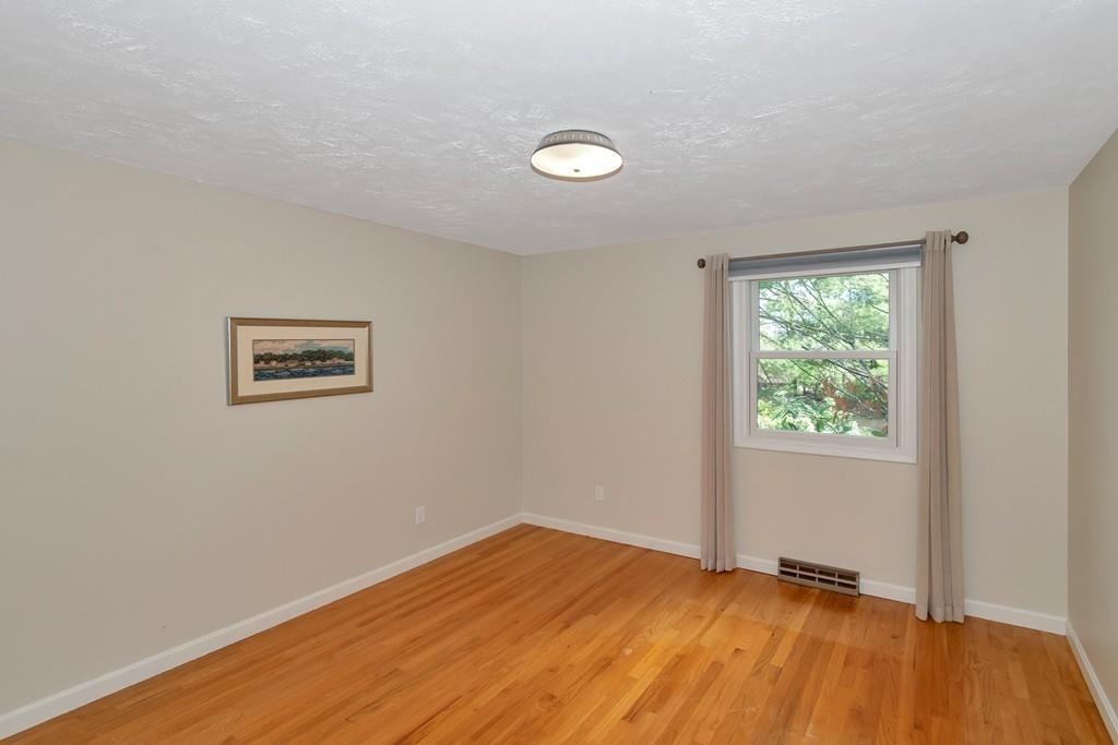 50 Hilltop Road Longmeadow, MA 01106 - Photo 28 of 41 Gallery Image 28