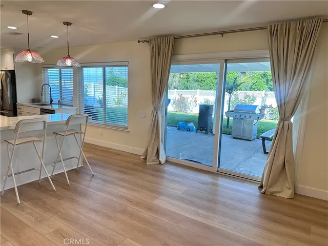 $875,000 | 1127 VÃa Santiago, Corona, CA 92882