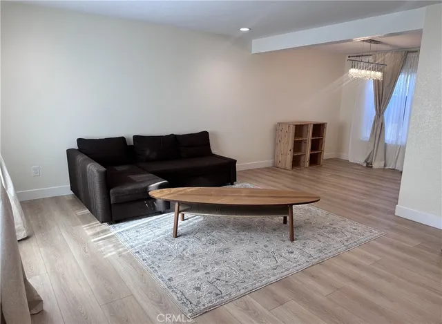 $875,000 | 1127 VÃa Santiago, Corona, CA 92882