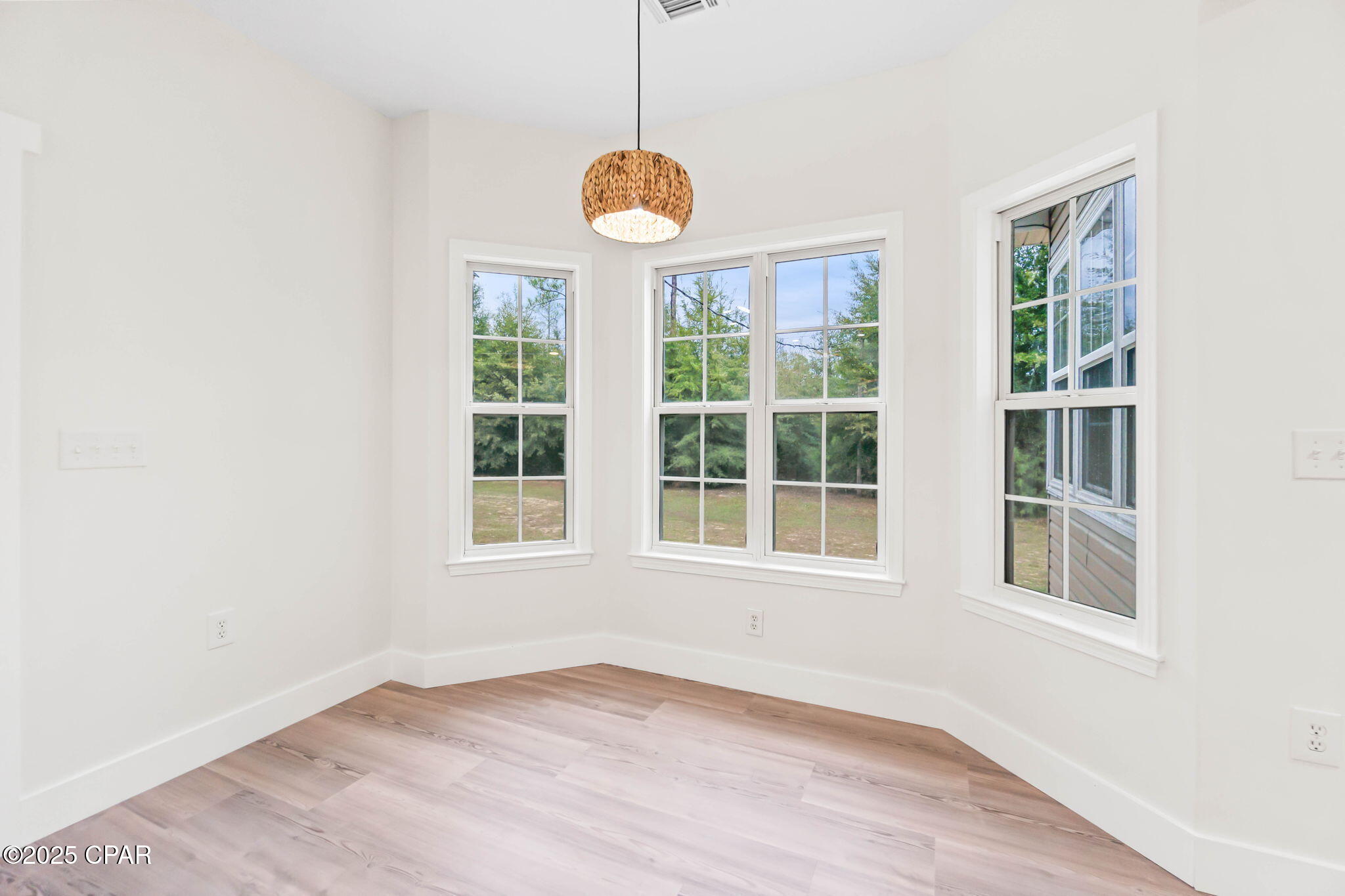 2415 Finch Circle Chipley, FL 32428 - Photo 12 of 41