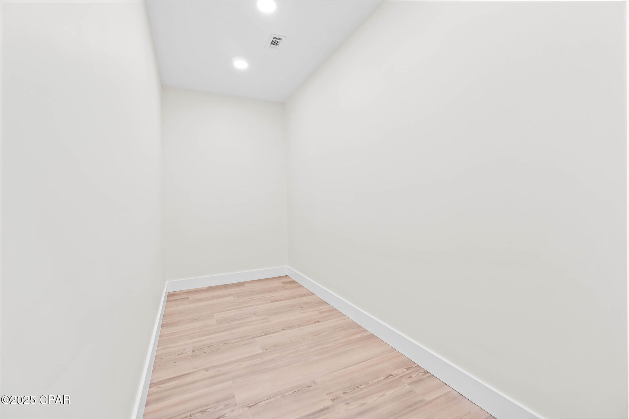 2415 Finch Circle Chipley, FL 32428 - Photo 16 of 41