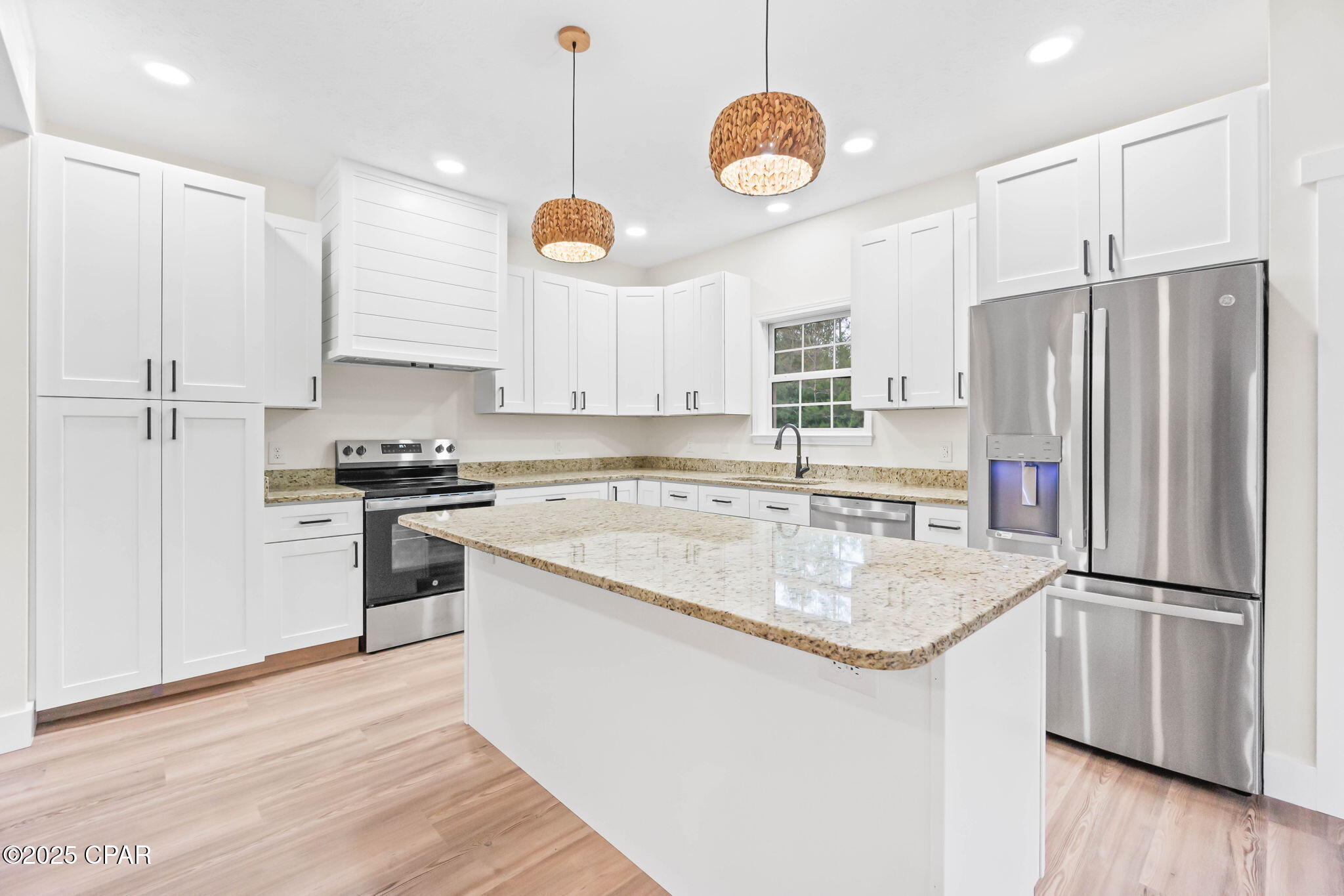 2415 Finch Circle Chipley, FL 32428 - Photo 10 of 41