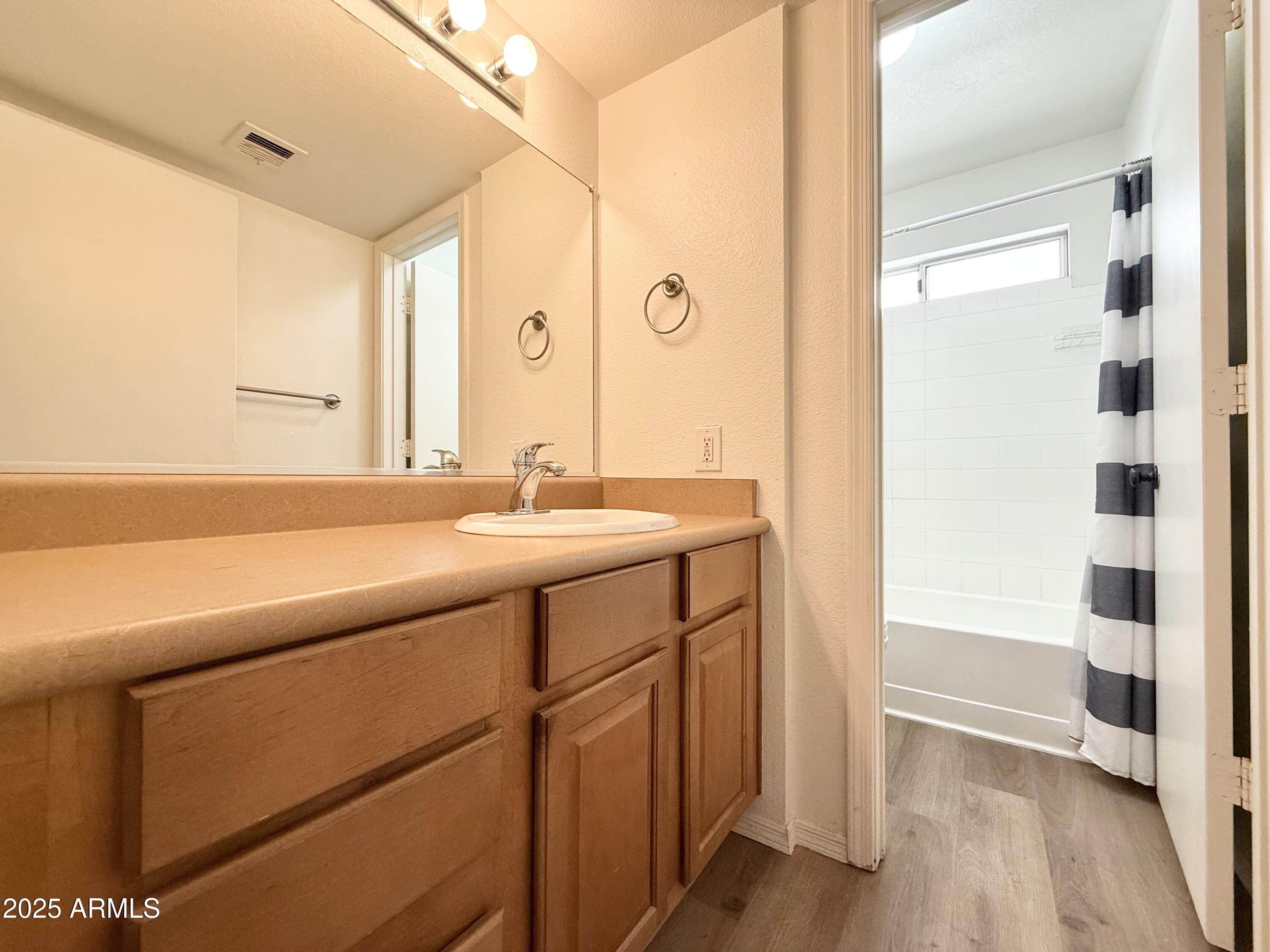 1880 East Morten Avenue, Unit 202 Phoenix, AZ 85020 - Photo 18 of 35 img_2692