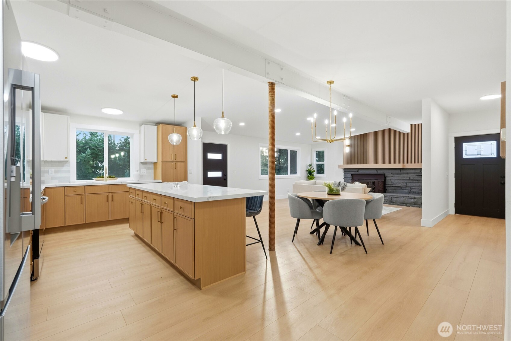 12832 84th Avenue South Renton, WA 98057 - Photo 13 of 40