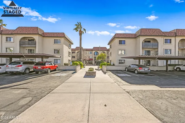 $875 | 3033 East Devonshire Avenue, Unit 1013, Phoenix, AZ 85016