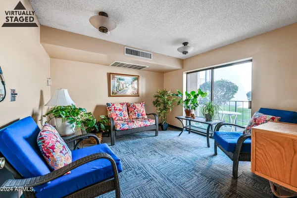 $875 | 3033 East Devonshire Avenue, Unit 1013, Phoenix, AZ 85016