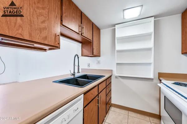 $875 | 3033 East Devonshire Avenue, Unit 1013, Phoenix, AZ 85016