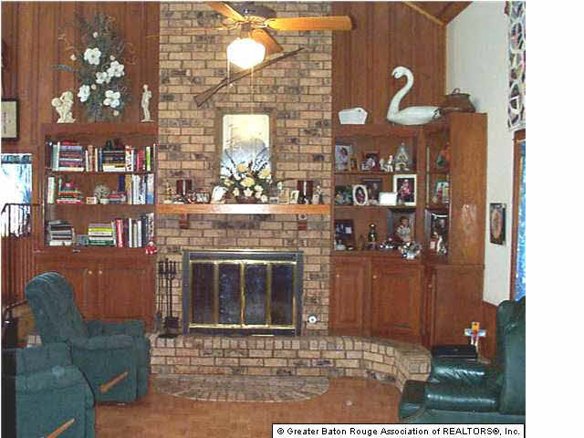17064 Swamp Road Prairieville, LA 70769 - Photo 4 of 7 Gallery Image 4