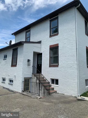 $1,850 | 734 Sunnyside Avenue, Unit 2, Norristown, PA 19403
