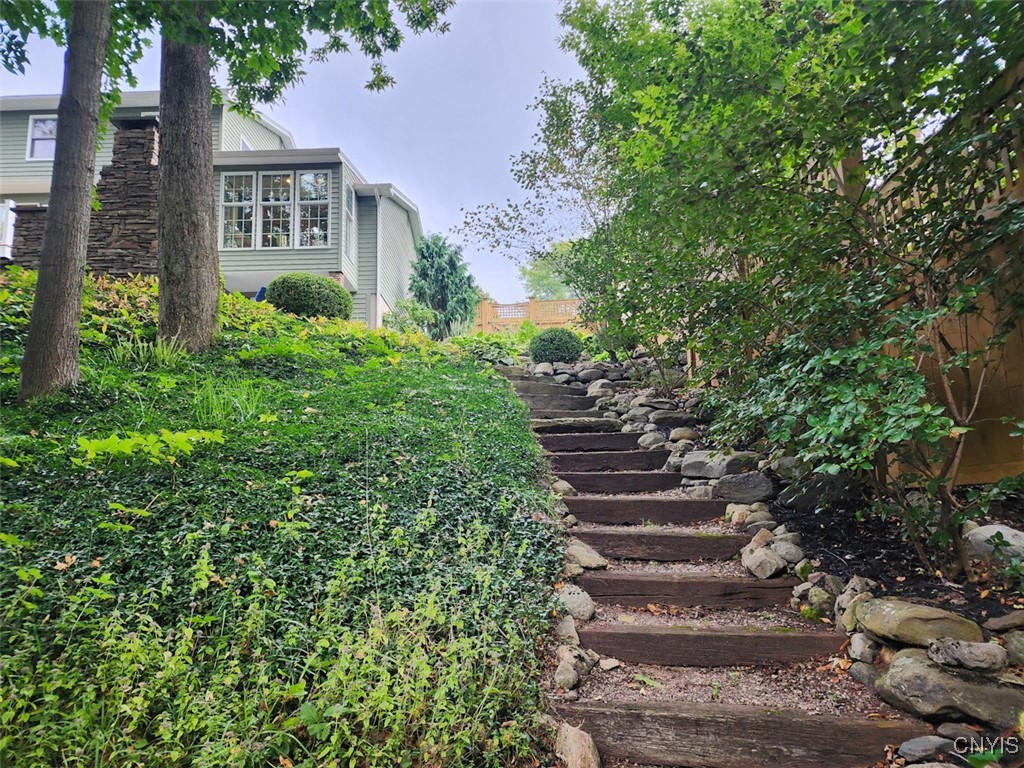 4840 Westfield Drive Manlius, NY 13104 - Photo 42 of 48 The steps between the two levels of the back yard