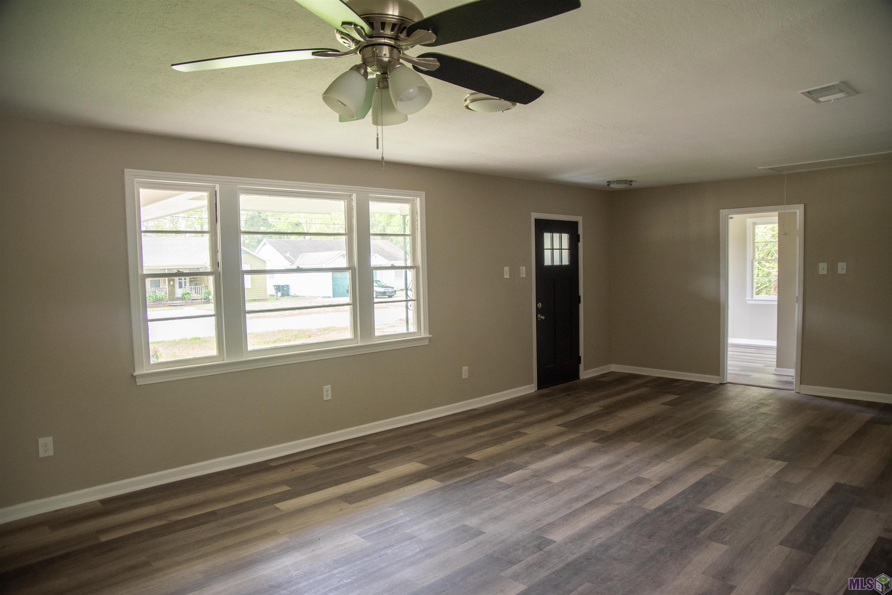 5115 Sycamore Street Baton Rouge, LA 70805 - Photo 5 of 21 Gallery Image 5