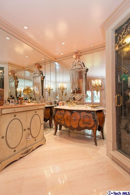 Undisclosed Address Pasadena, CA 91106 - Photo 19 of 46 Additional Photo