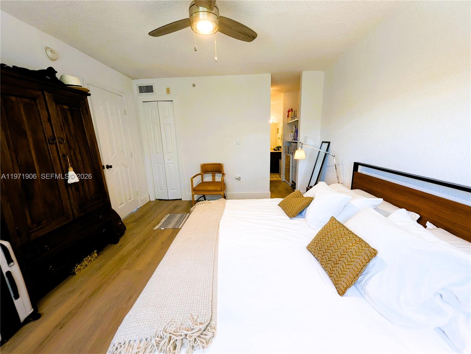 445 Southwest 11th Street, Unit 408 Miami, FL 33130 - Photo 11 of 40