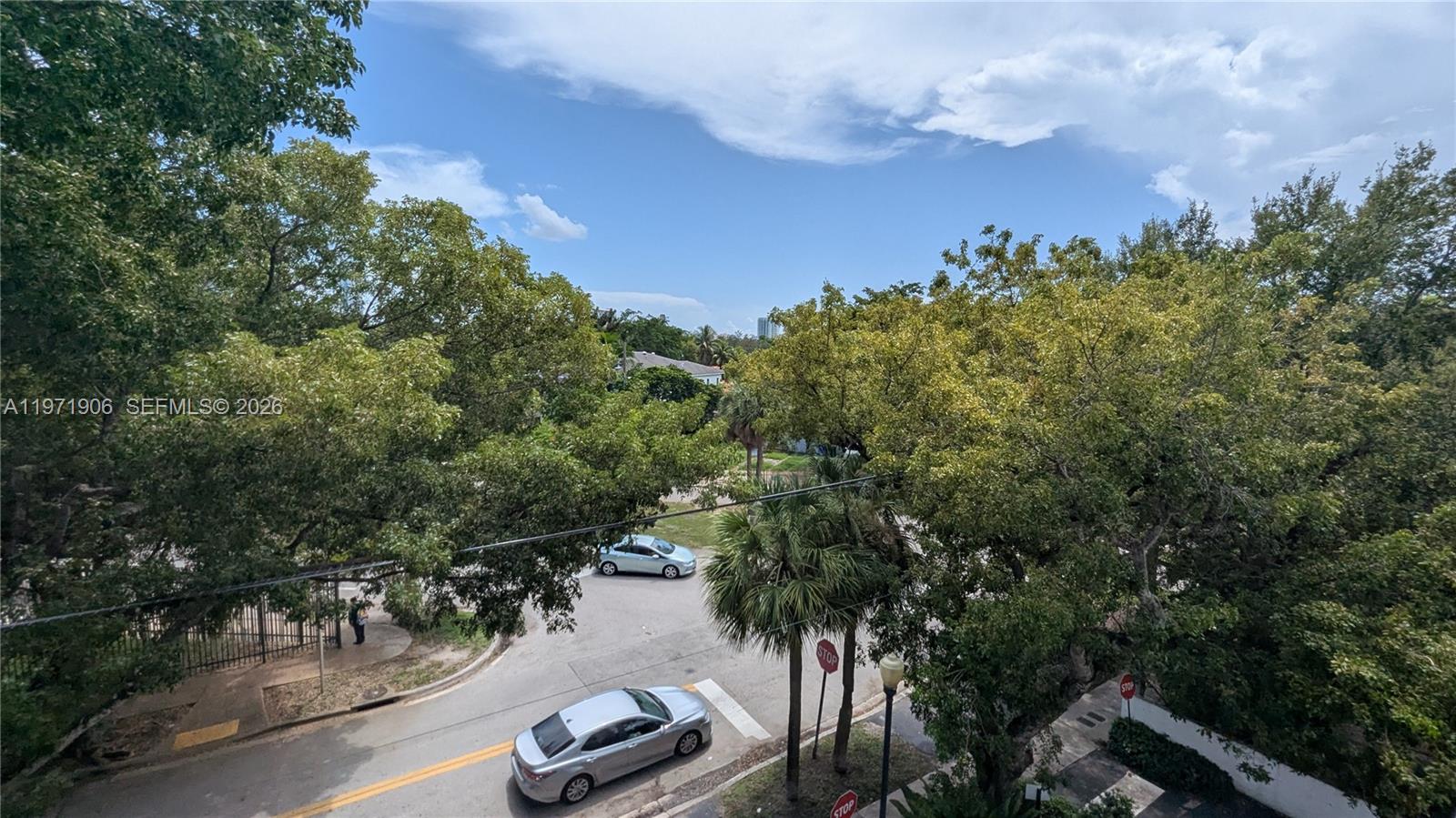 445 Southwest 11th Street, Unit 408 Miami, FL 33130 - Photo 16 of 29