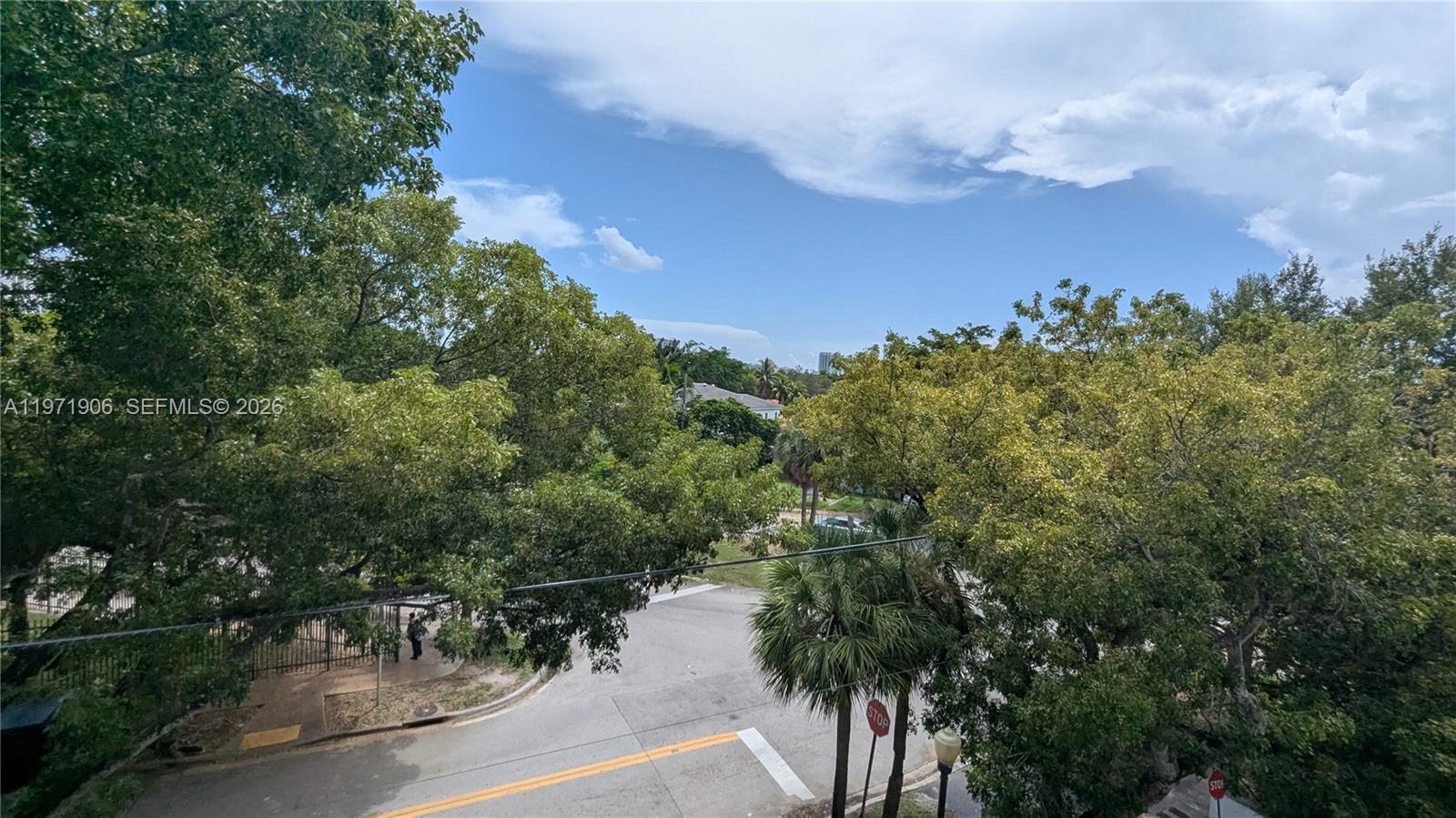 445 Southwest 11th Street, Unit 408 Miami, FL 33130 - Photo 18 of 29