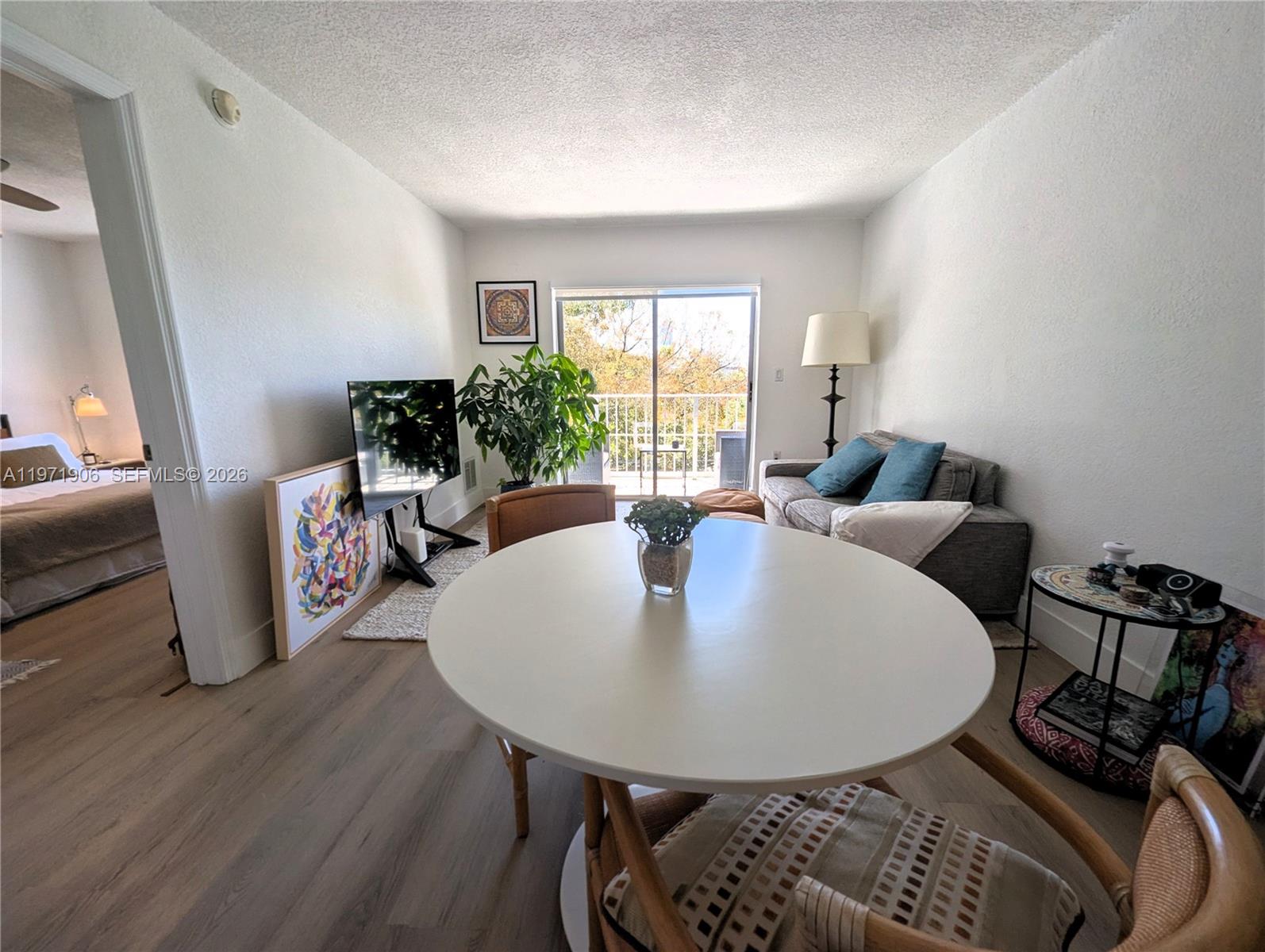 445 Southwest 11th Street, Unit 408 Miami, FL 33130 - Photo 3 of 40