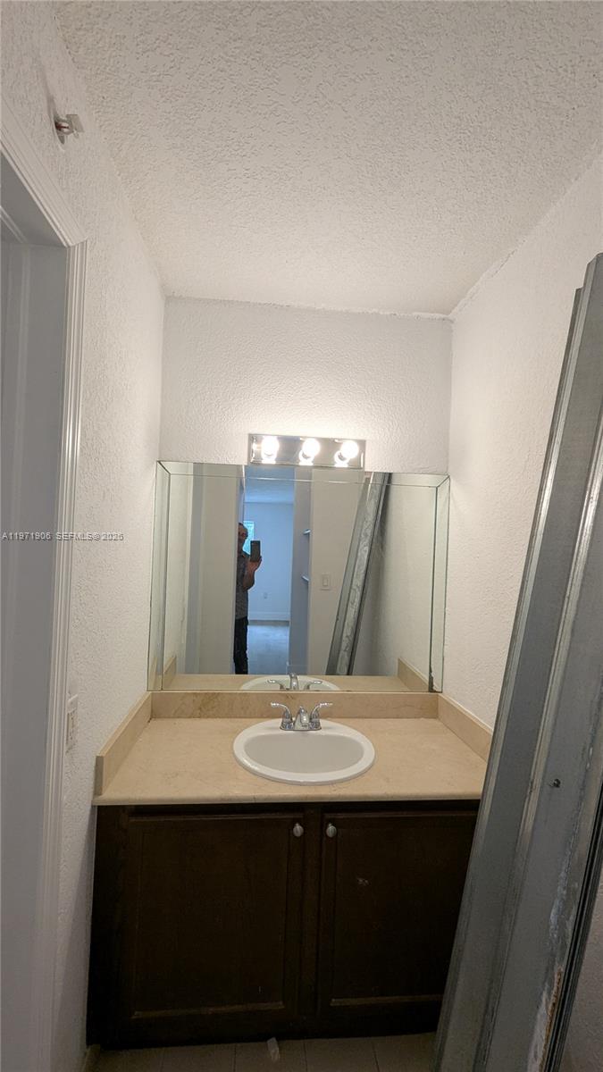 445 Southwest 11th Street, Unit 408 Miami, FL 33130 - Photo 35 of 40