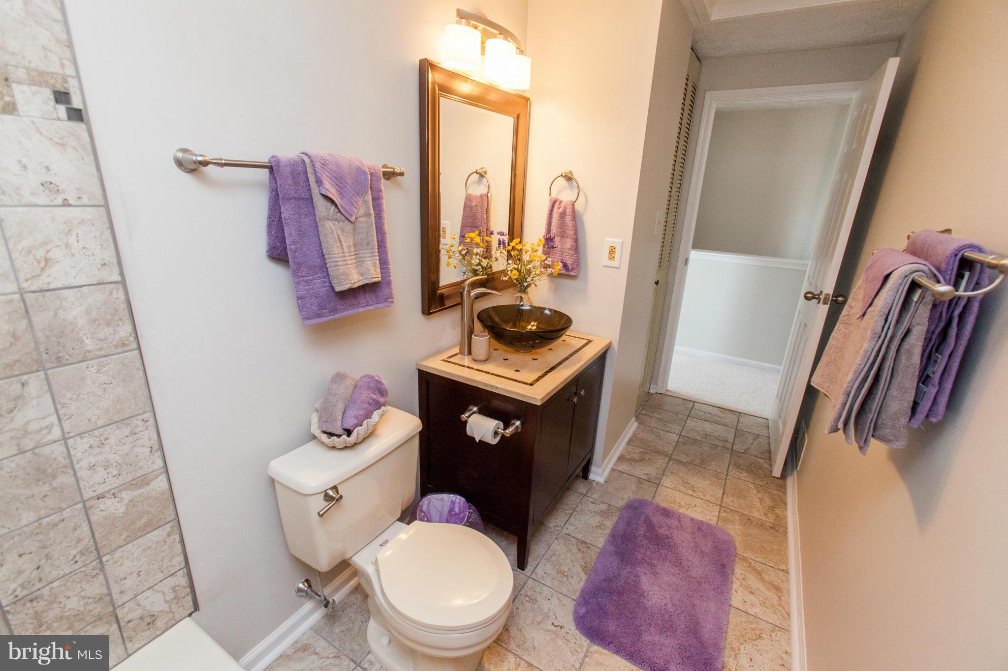 17 Rader Court Baltimore, MD 21234 - Photo 14 of 30 Bath