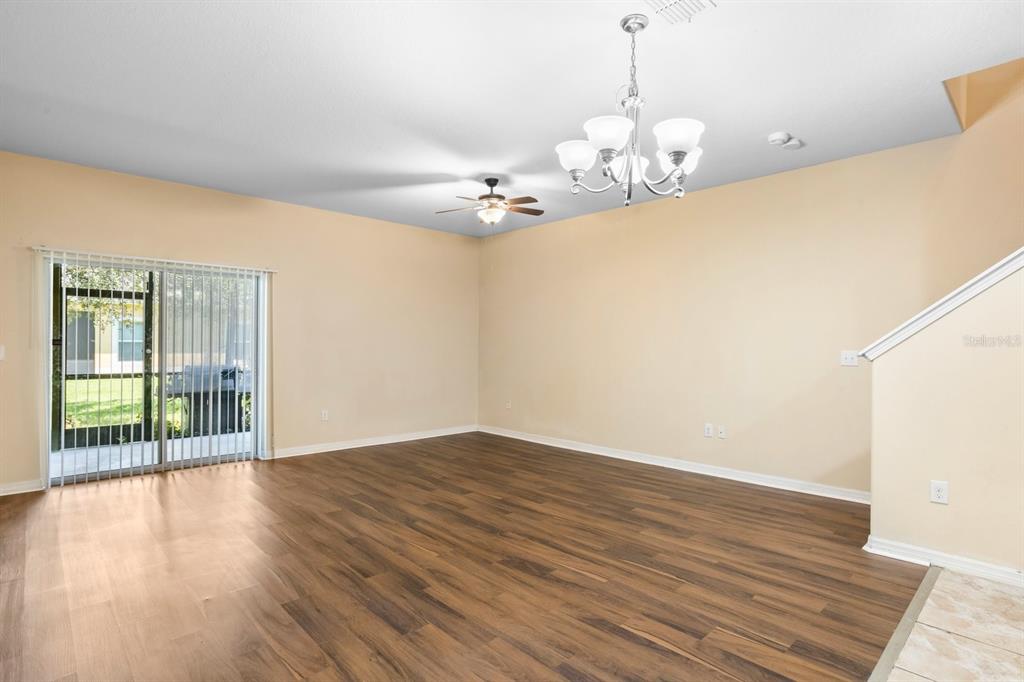 2044 Hawks View Drive Ruskin, FL 33570 - Photo 11 of 35
