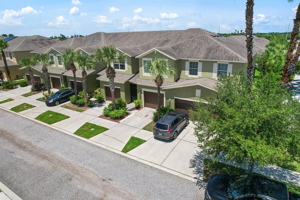 2044 Hawks View Drive Ruskin, FL 33570 - Photo 28 of 35